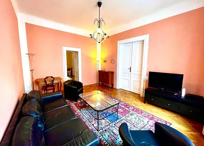 King Apartments | Contactless Check-In